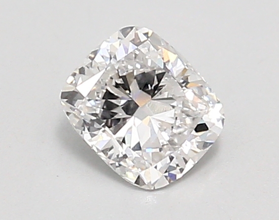 0.78ct E VVS2 Cushion (IGI)