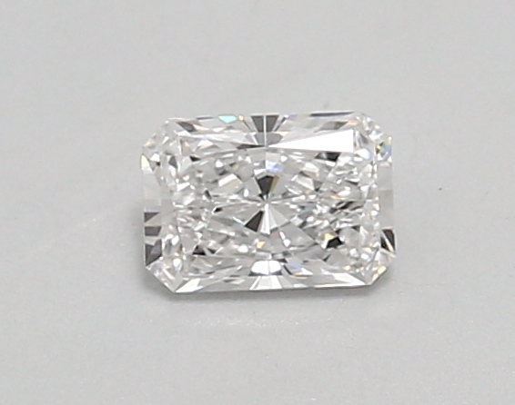 0.44ct D VVS1 Radiant (IGI)