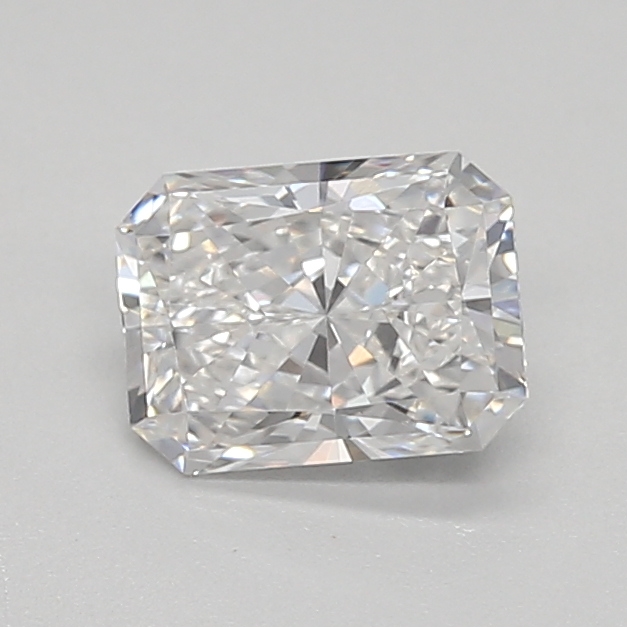 0.64ct E VVS2 Radiant (IGI)
