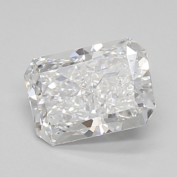 0.77ct E VVS2 Radiant (IGI)