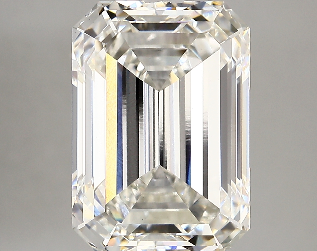 6.17ct G VVS2 Emerald (IGI)