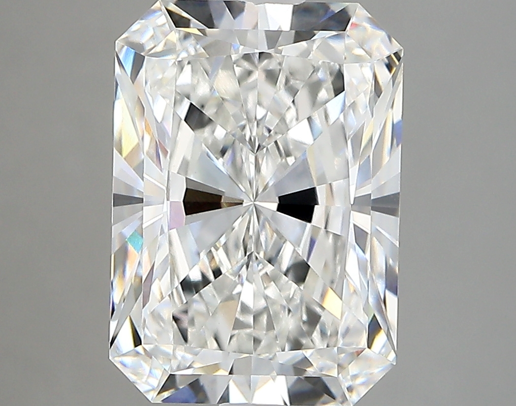 4.73ct E VVS2 Radiant (IGI)