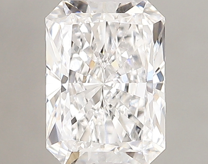 1.01ct E VVS2 Radiant (IGI)