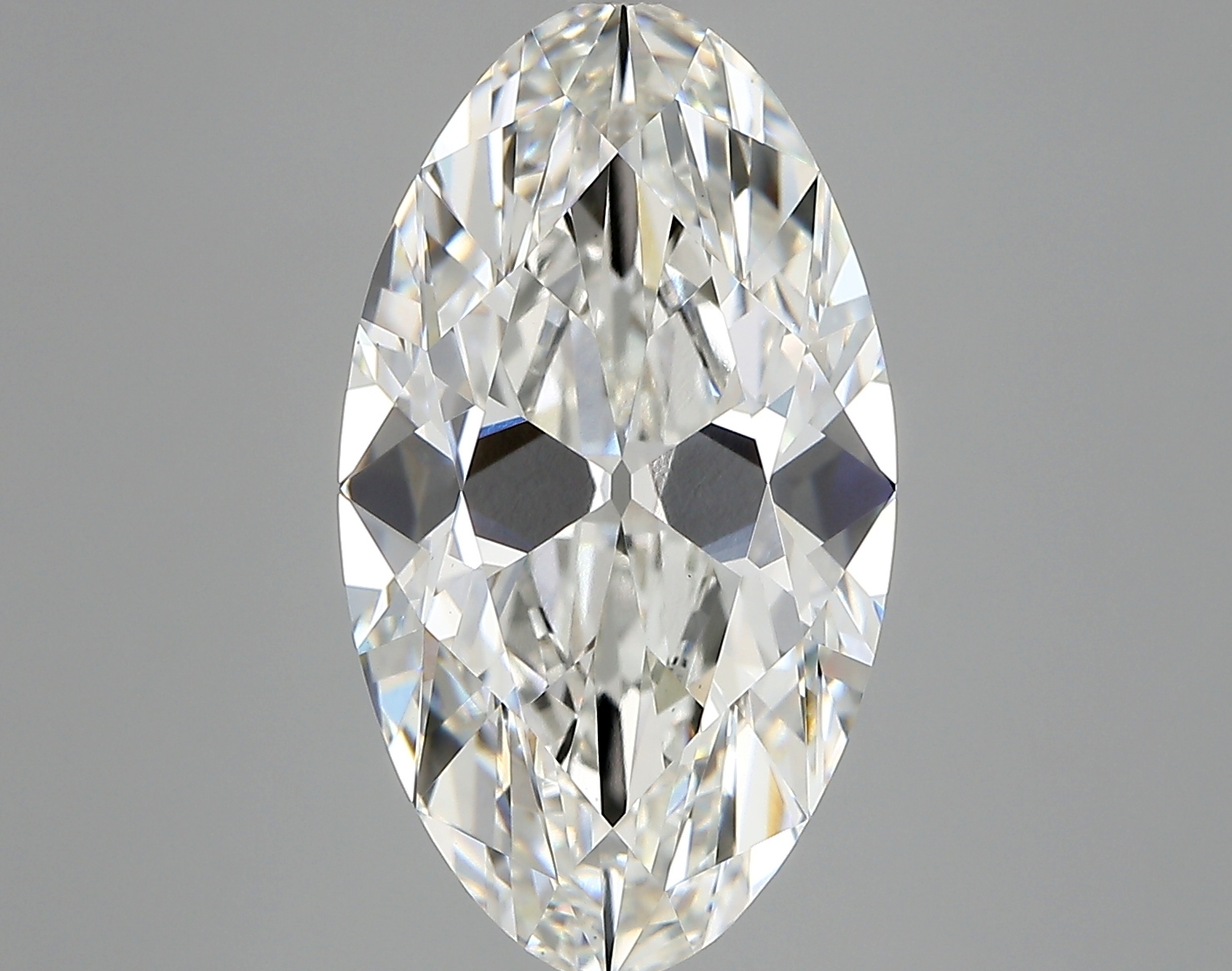 6.64ct F VVS2 Moval (IGI)