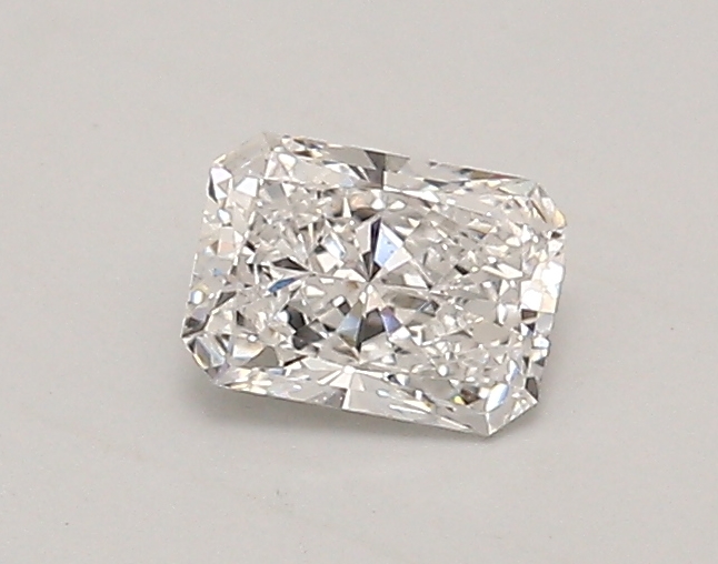 0.57ct D VVS1 Radiant (IGI)