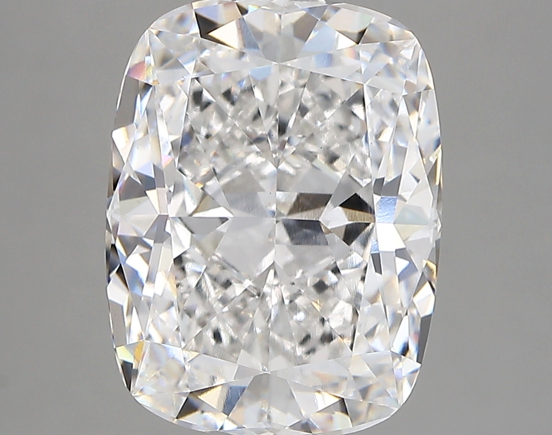 5.29ct E VVS2 Cushion (IGI)