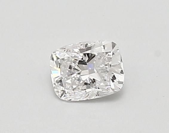 0.40ct D VVS2 Cushion (IGI)