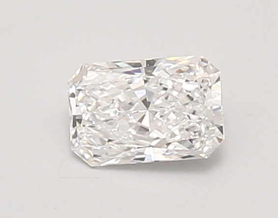 0.66ct D VVS2 Radiant (IGI)