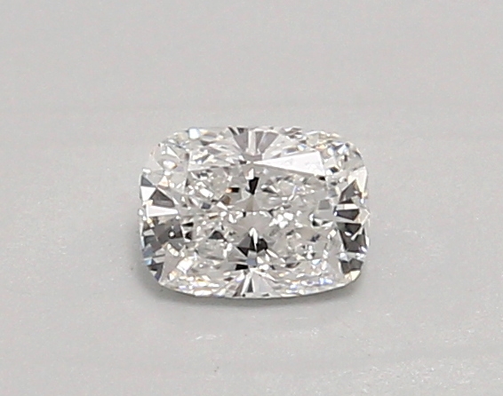 0.39ct D VVS1 Cushion (IGI)