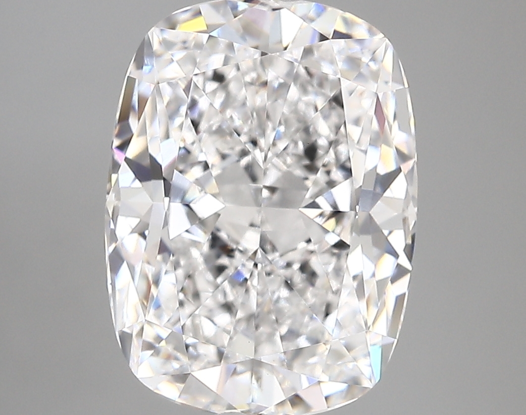 5.02ct D VVS2 Cushion (IGI)