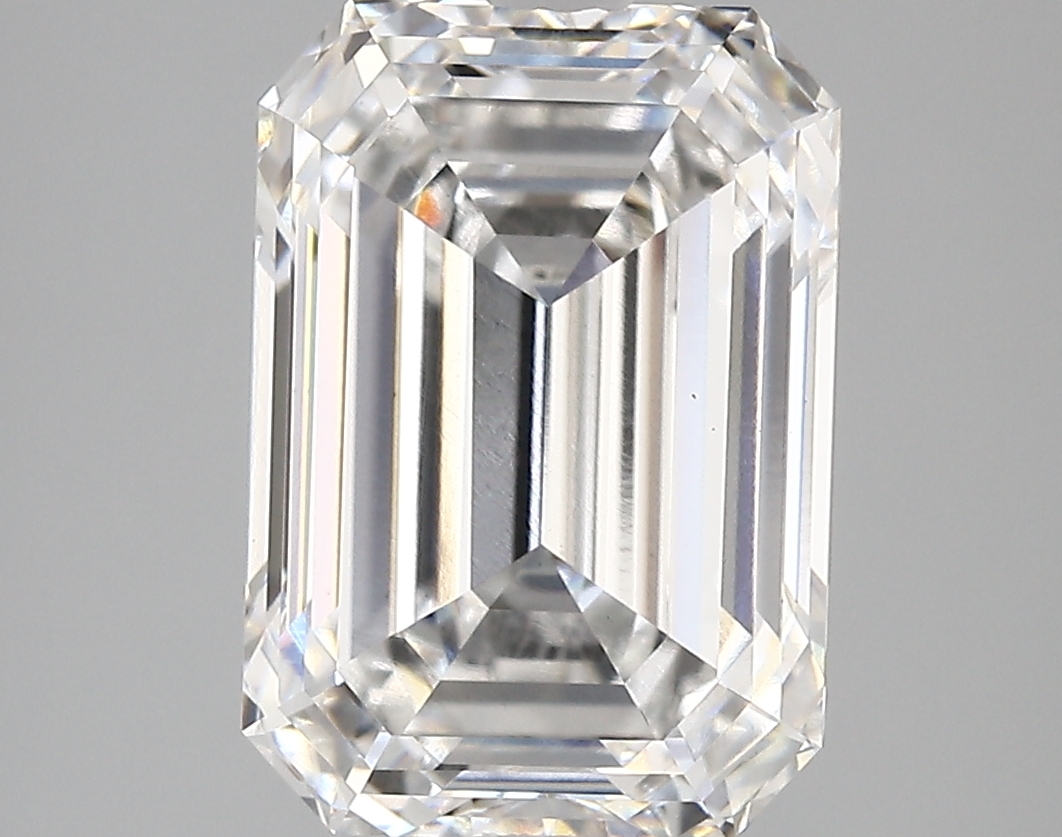 5.34ct E VS1 Emerald (IGI)