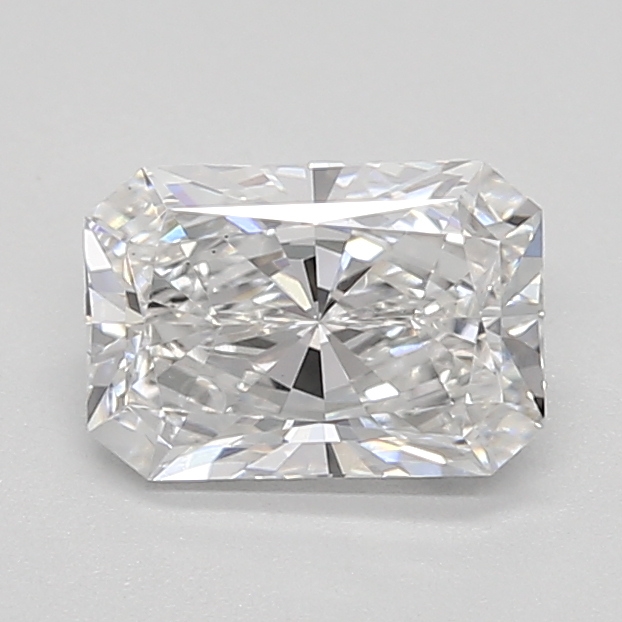 0.79ct E VVS2 Radiant (IGI)