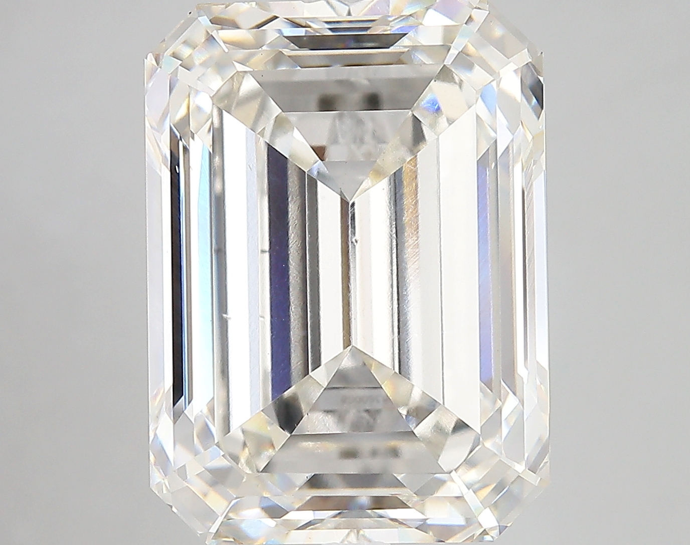 14.00ct H VS2 Emerald (IGI)