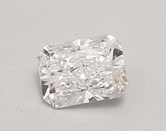 0.60ct E VVS2 Radiant (IGI)
