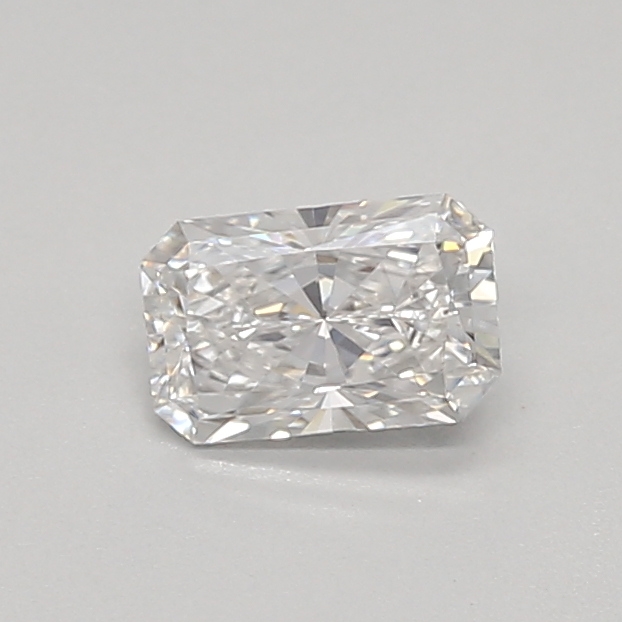 0.35ct E VVS2 Radiant (IGI)
