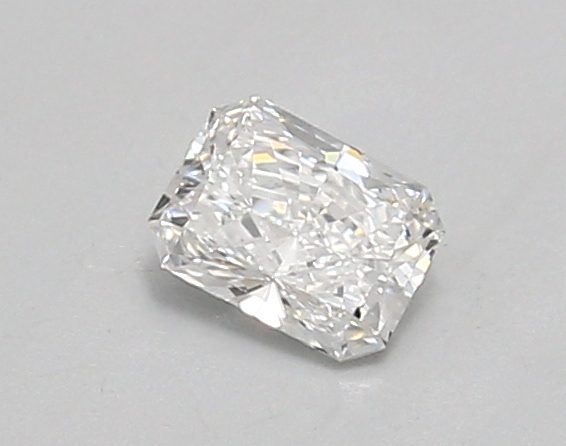 0.44ct D VVS2 Radiant (IGI)