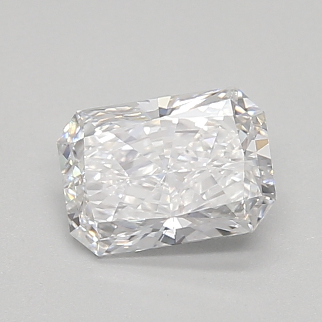 0.59ct D VVS2 Radiant (IGI)