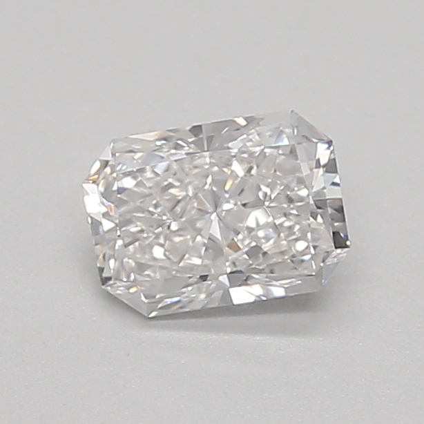 0.45ct E VVS2 Radiant (IGI)