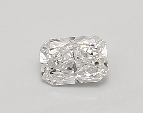 0.39ct F VS1 Radiant (IGI)