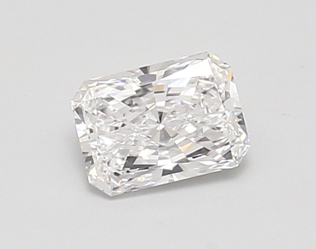 0.86ct E VVS2 Radiant (IGI)