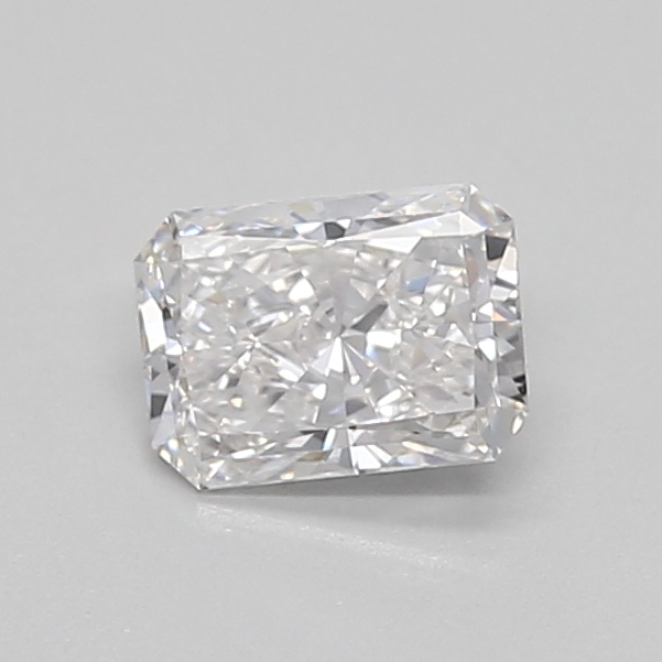 0.38ct E VVS2 Radiant (IGI)