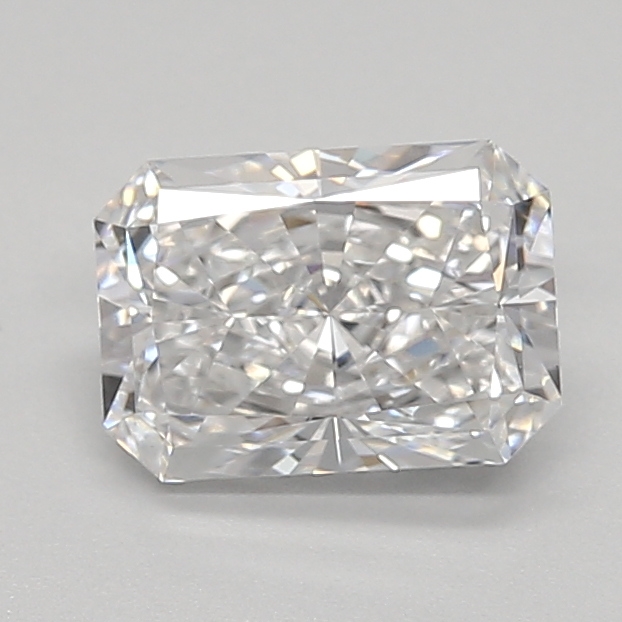 0.84ct D VVS2 Radiant (IGI)