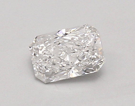 0.58ct F VVS2 Radiant (IGI)