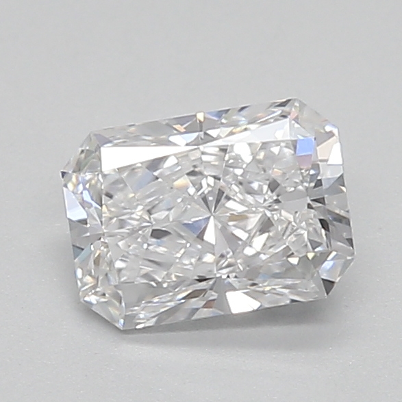0.65ct E VS1 Radiant (IGI)