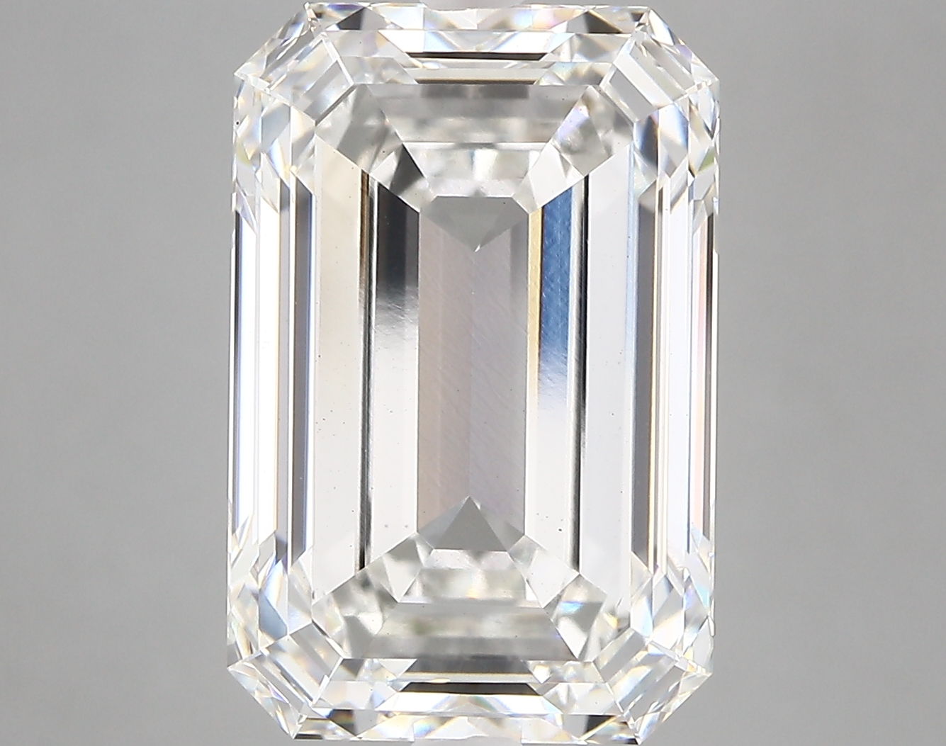 9.05ct G VS1 Emerald (IGI)