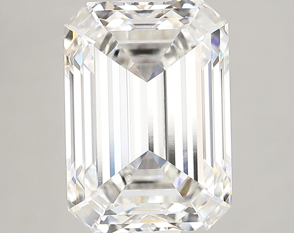5.04ct G VS1 Emerald (IGI)
