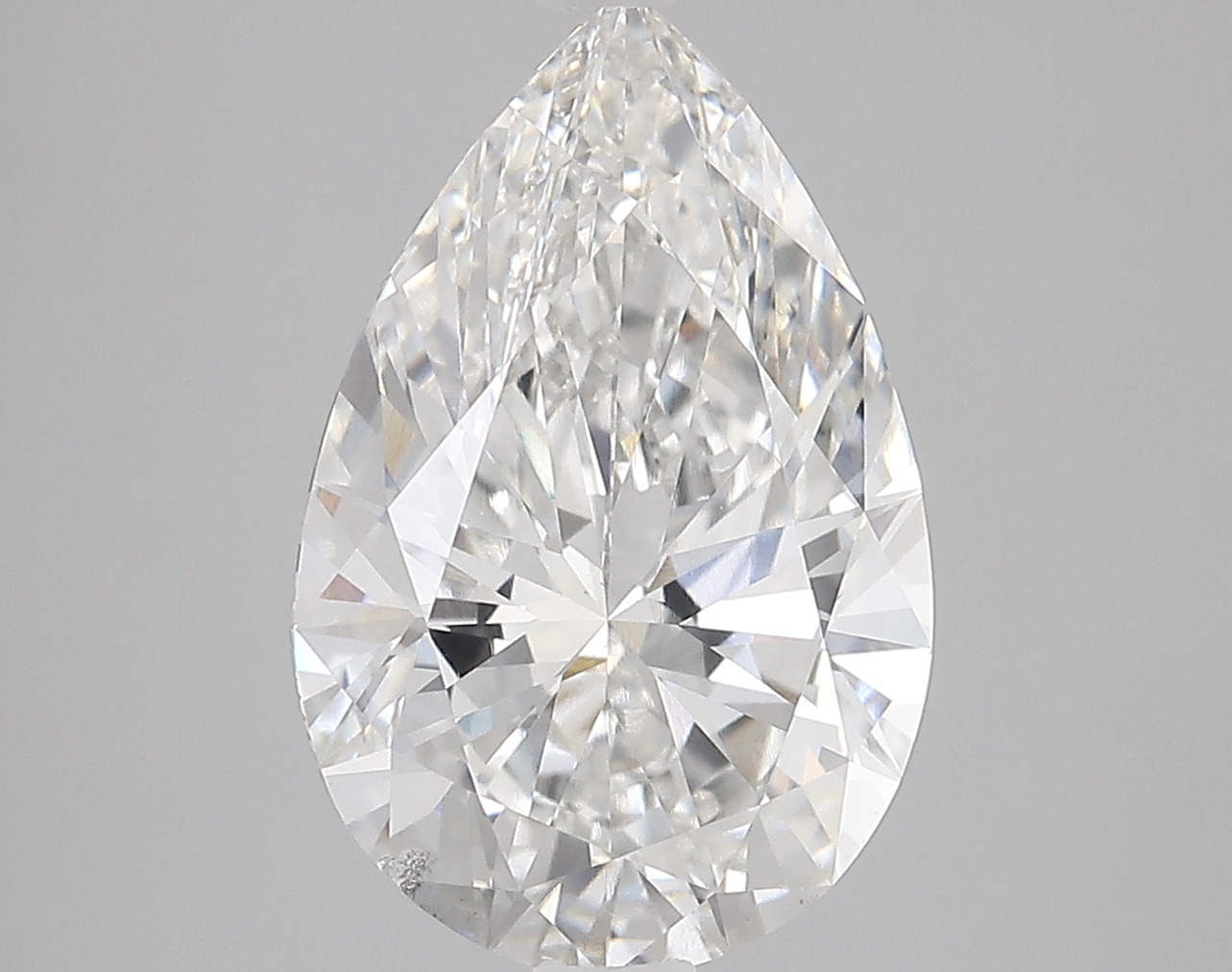 4.36ct F VS2 Pear (IGI)