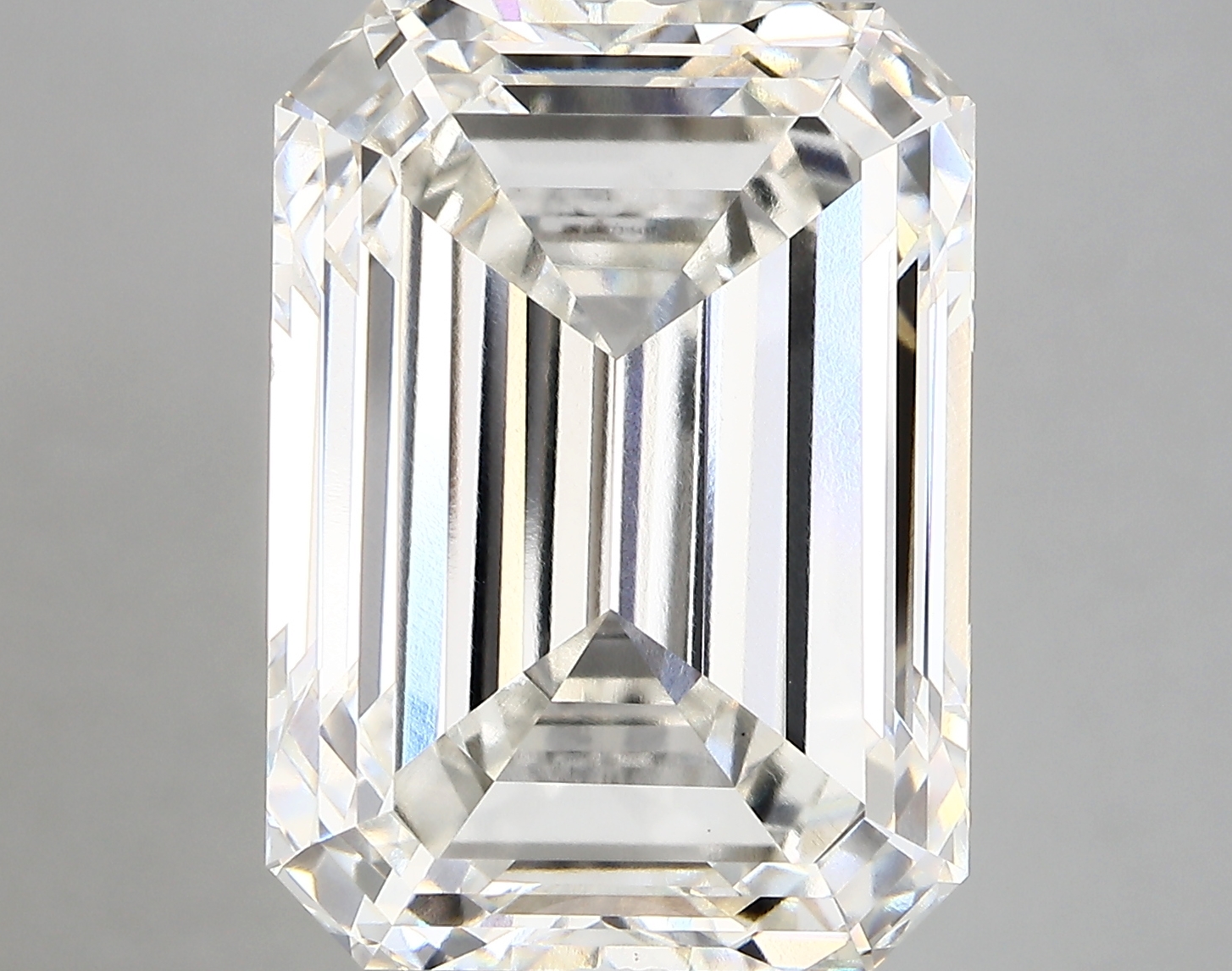 15.05ct H VS1 Emerald (IGI)