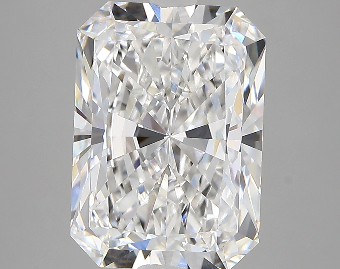 5.18ct E VVS2 Radiant (IGI)