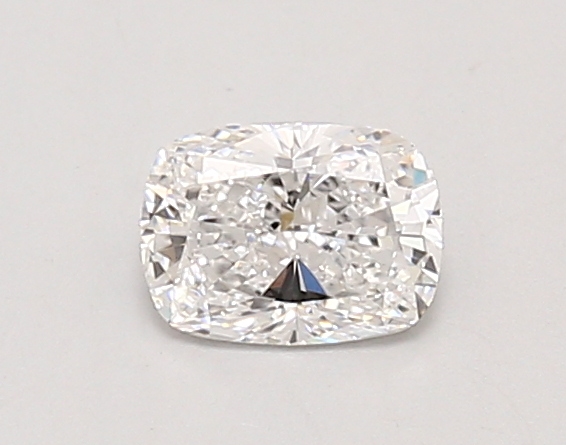 0.61ct D VVS2 Cushion (IGI)