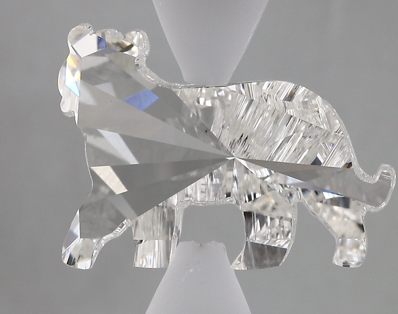 5.26ct F VS1 Tiger (IGI)