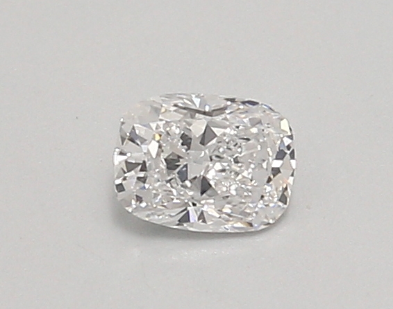 0.37ct D VVS2 Cushion (IGI)