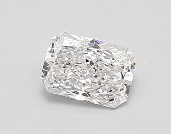 0.61ct D VVS2 Radiant (IGI)