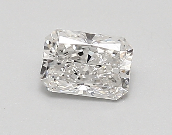 0.63ct E VVS1 Radiant (IGI)