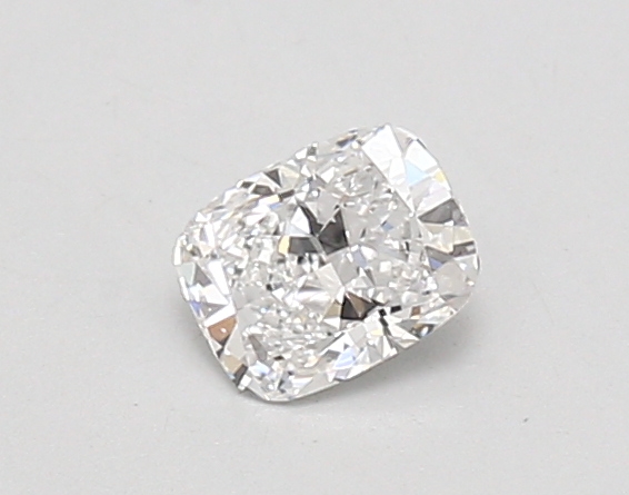 0.46ct D VVS2 Cushion (IGI)