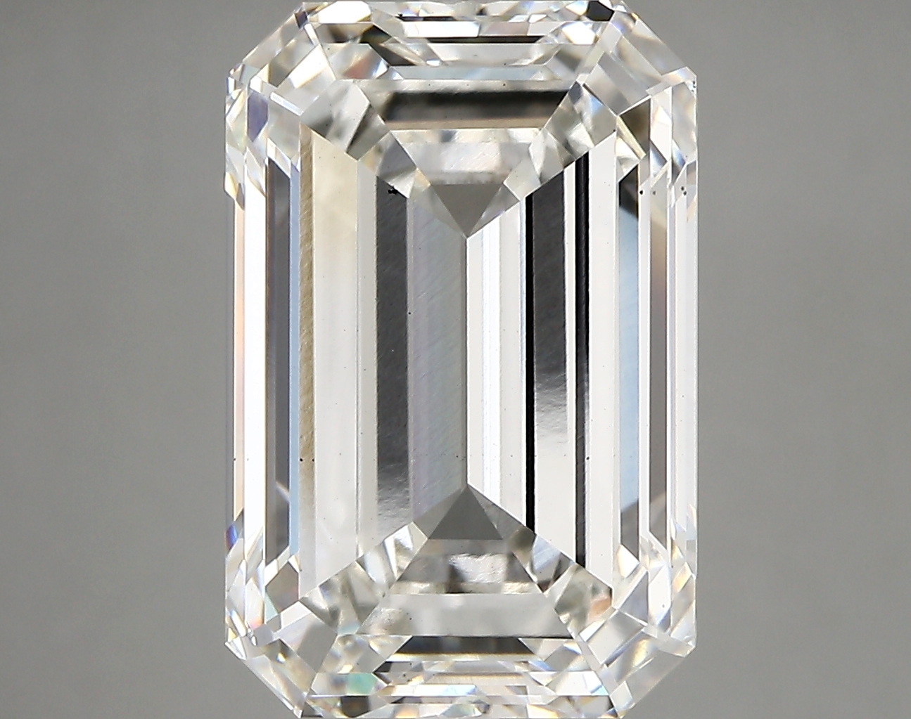 9.01ct G VS1 Emerald (IGI)