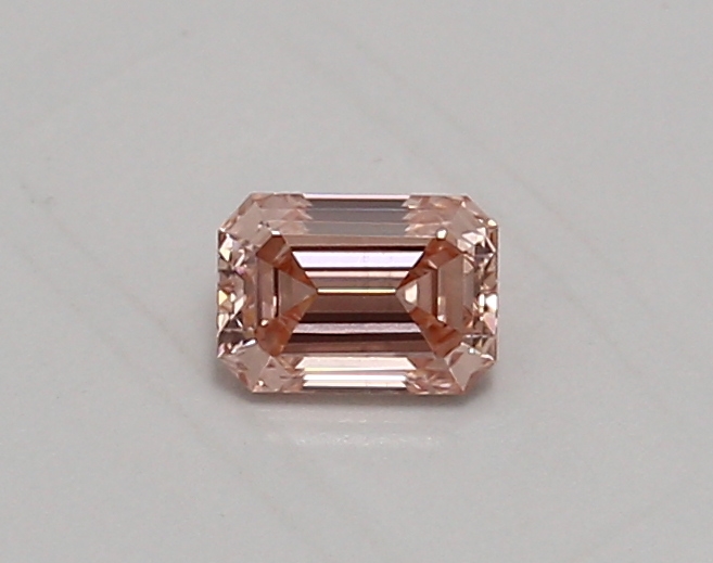 0.43ct FANCY VIVID  PINK VS2 Emerald (IGI)