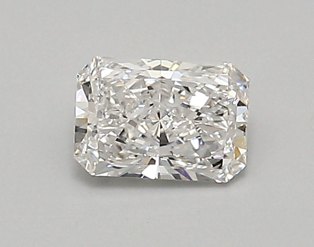 0.64ct E VVS2 Radiant (IGI)