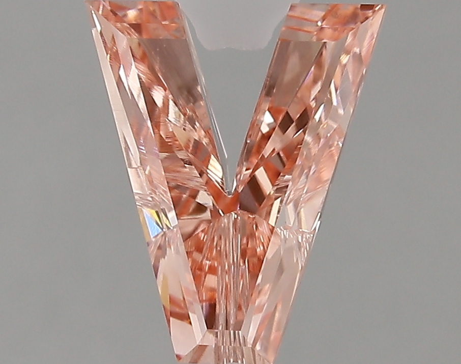 2.34ct FANCY VIVID  PINK VVS2 V (IGI)