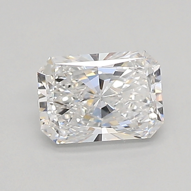 0.61ct E VVS2 Radiant (IGI)