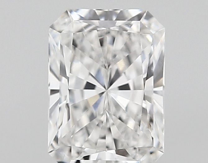 1.37ct E VVS2 Radiant (IGI)