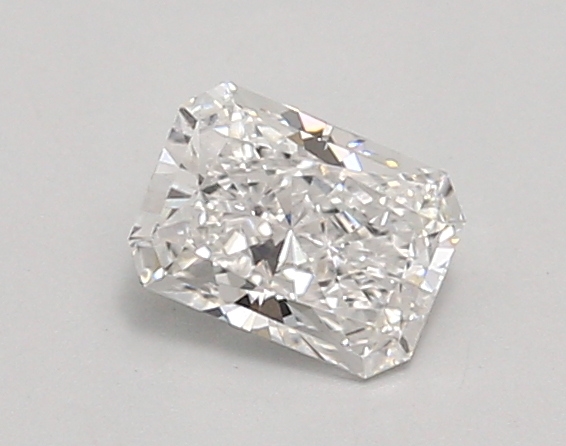 0.67ct E VS1 Radiant (IGI)