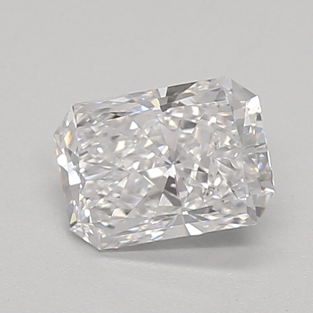 0.65ct E VVS2 Radiant (IGI)