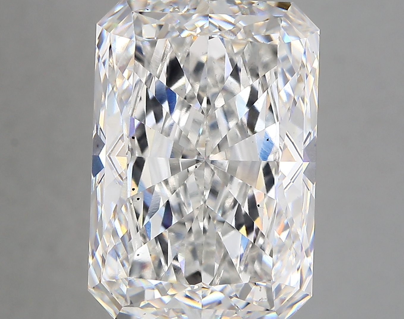 11.08ct F VS2 Radiant (IGI)