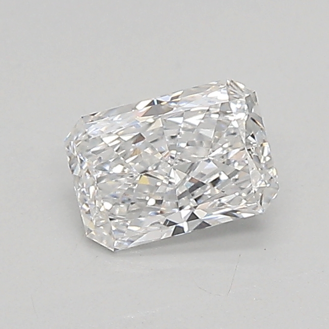 0.48ct E VVS2 Radiant (IGI)