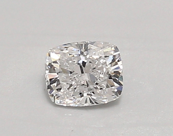 0.45ct D VVS2 Cushion (IGI)